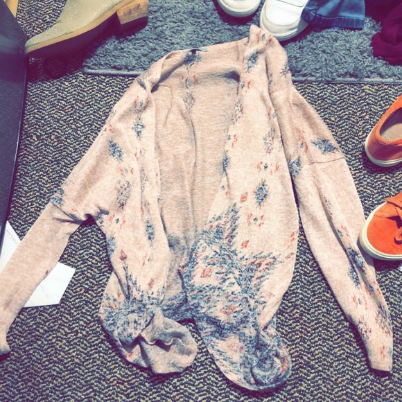 Charlotte Rouse sweater - Picture 2 of 2